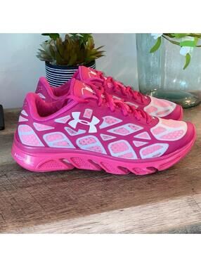 Under Armour Spine Youth Pink & White Running Sneakers Size 6.5Y / Women’s 7.5/8